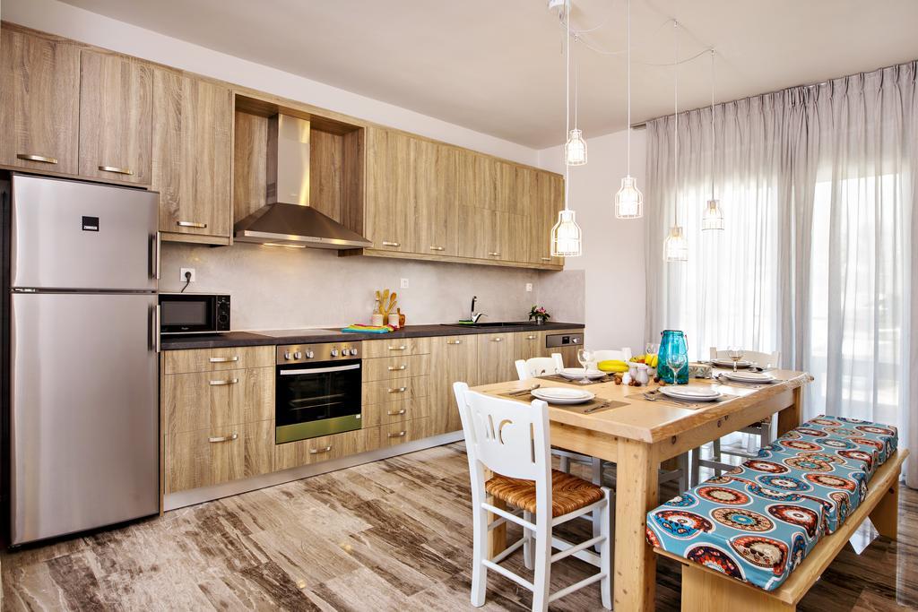 Beachside Apartment In Plakias Centre! Exteriör bild